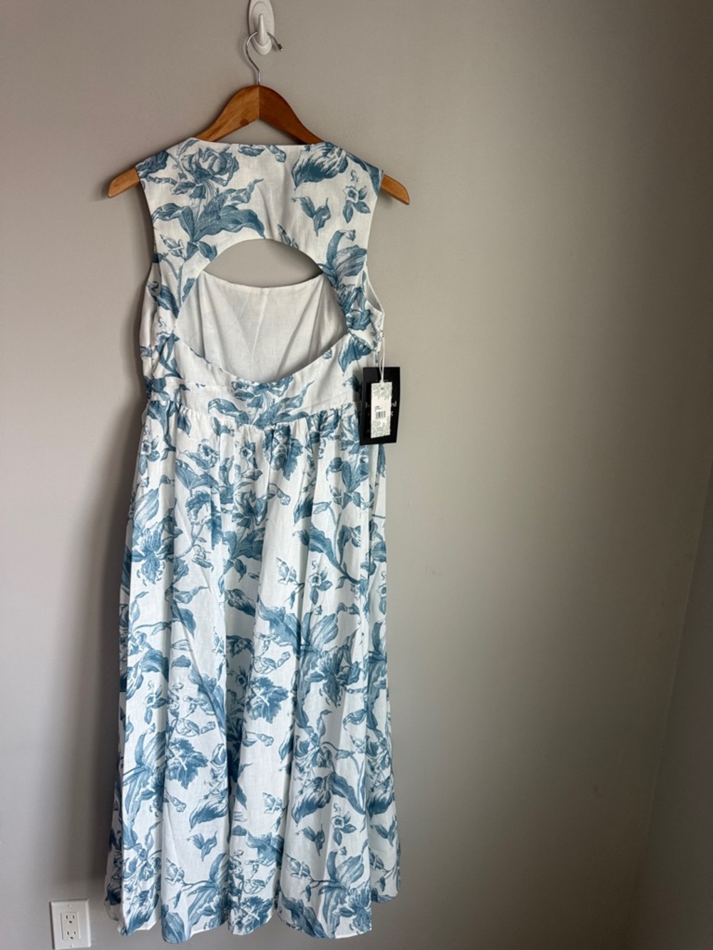 NEW Tuckernuck Hyacinth House Dusty Blue Floral Maizie Maxi Dress Medium - Picture 3 of 12